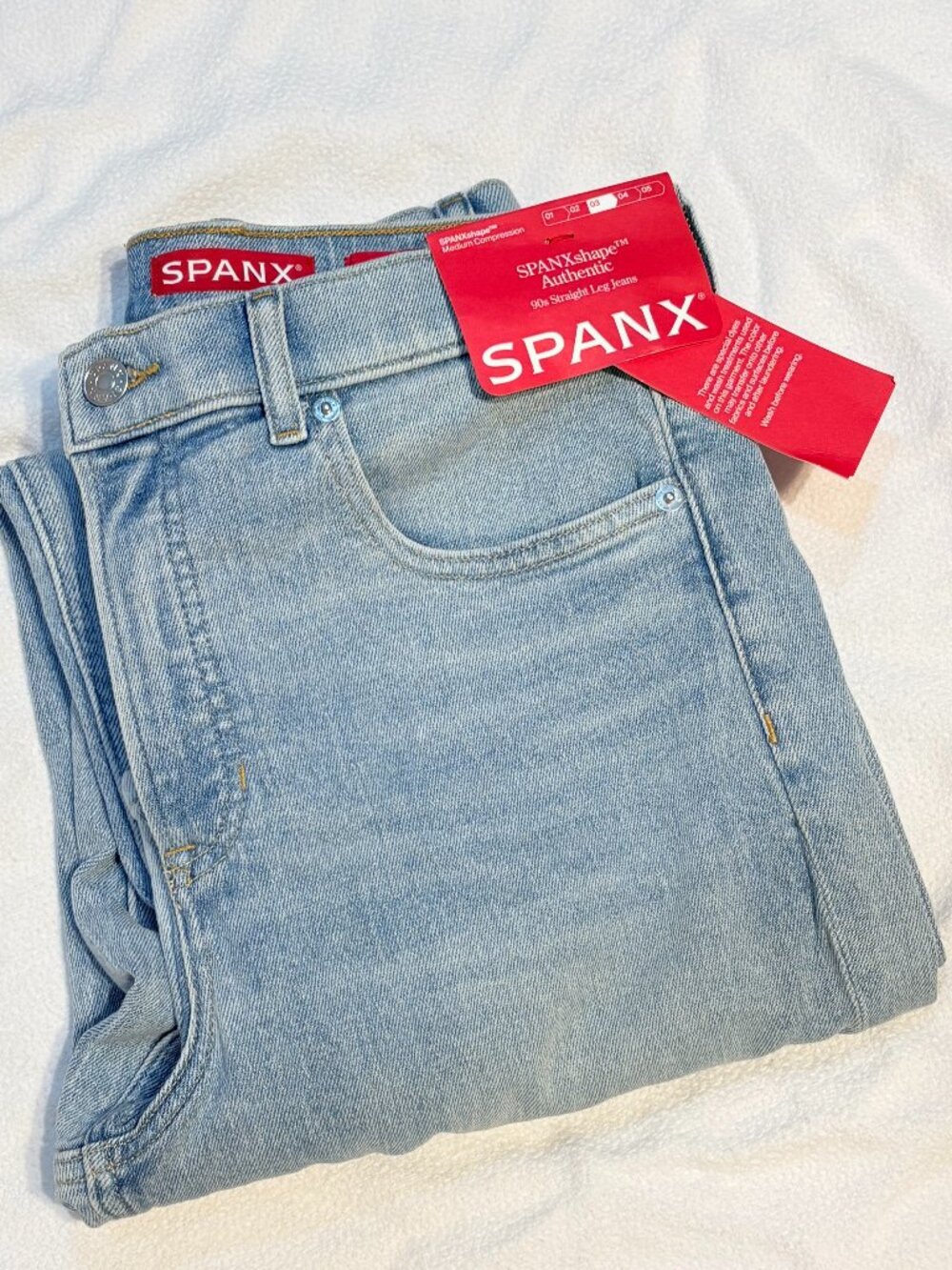 SPANXshape Authentic 90s Straight Leg Jeans Light Wash Size M Regular NWT